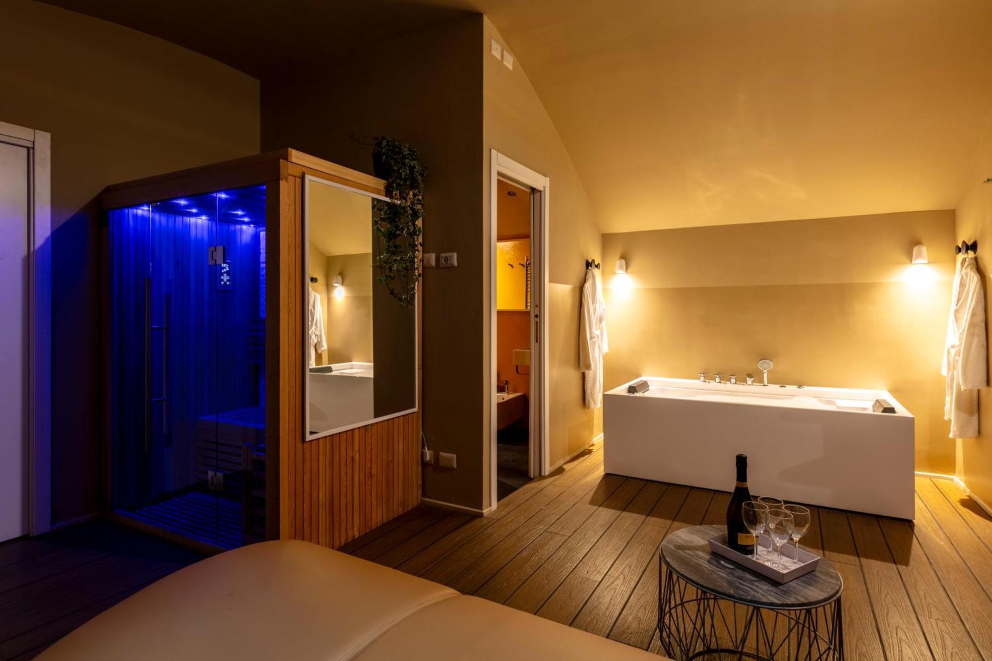 Romac Coronari With Gym, Sauna And Garden Εξωτερικό φωτογραφία